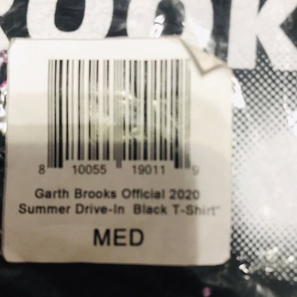 Garth Brooks Official 2020 Summer Drive-In Theater Event Black T Shirt Med. NEW - Picture 5 of 8